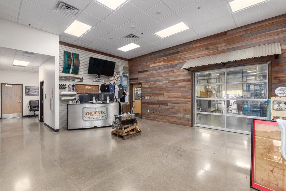 1700 E Robin Ln, Phoenix, AZ 85024